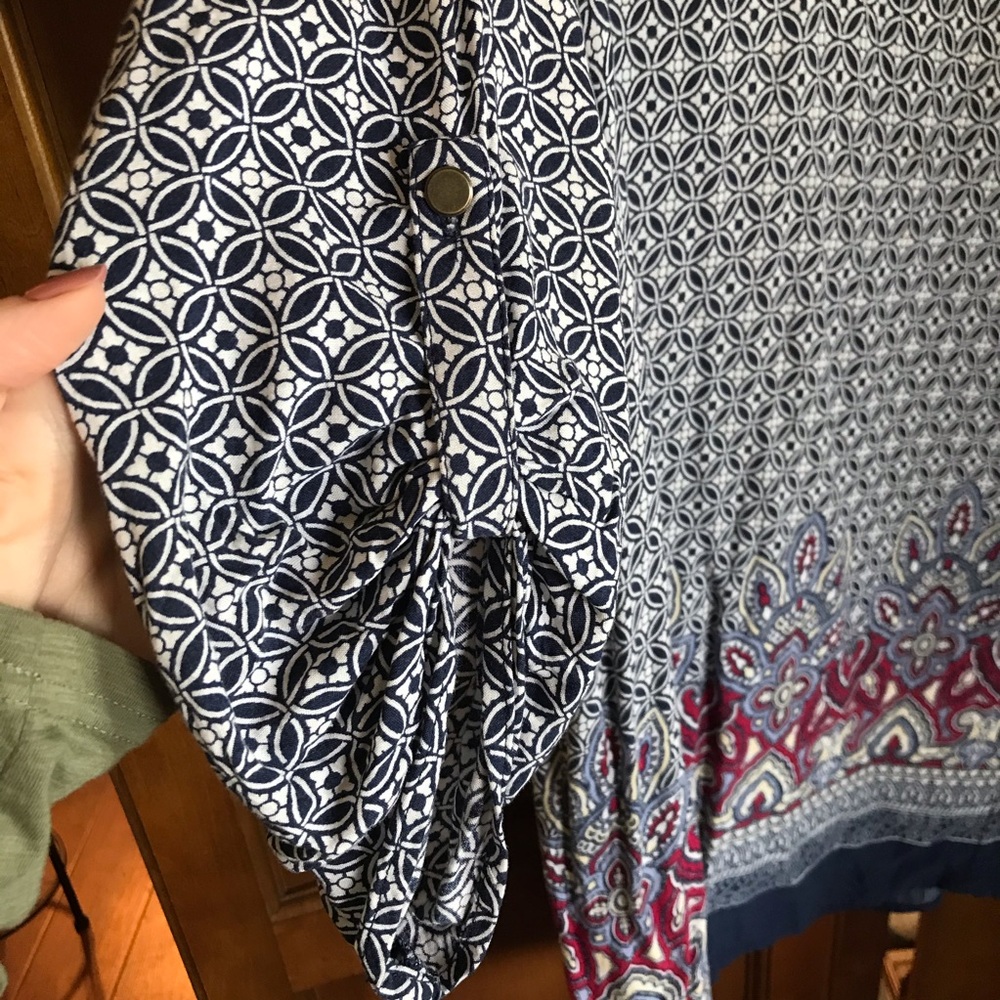 Patterned Shift Dress - Picture 5 of 5
